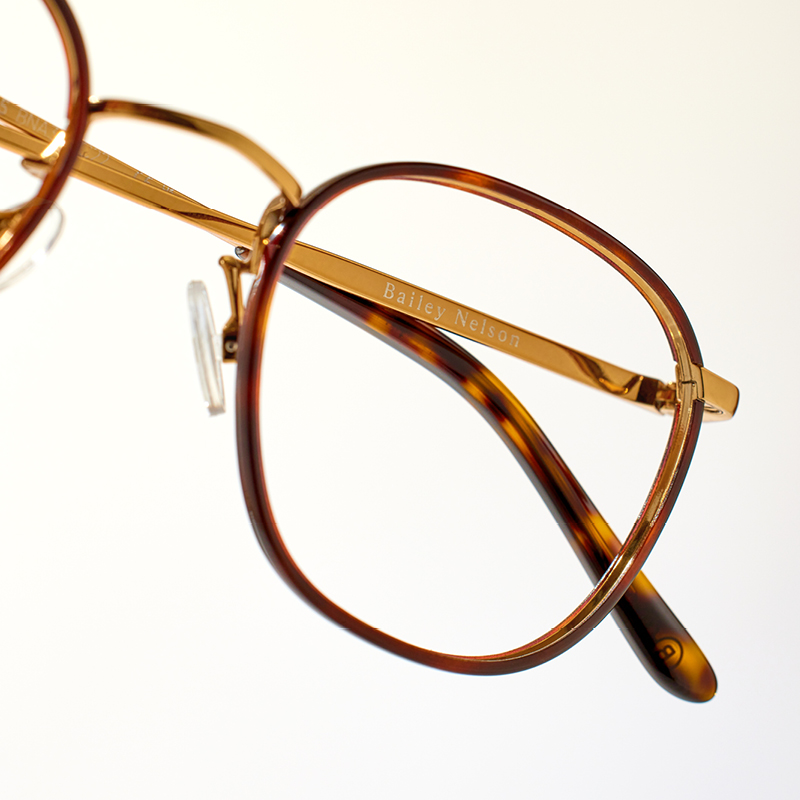 Adler XL Sunglasses - Dark Gold | Bailey Nelson Canada